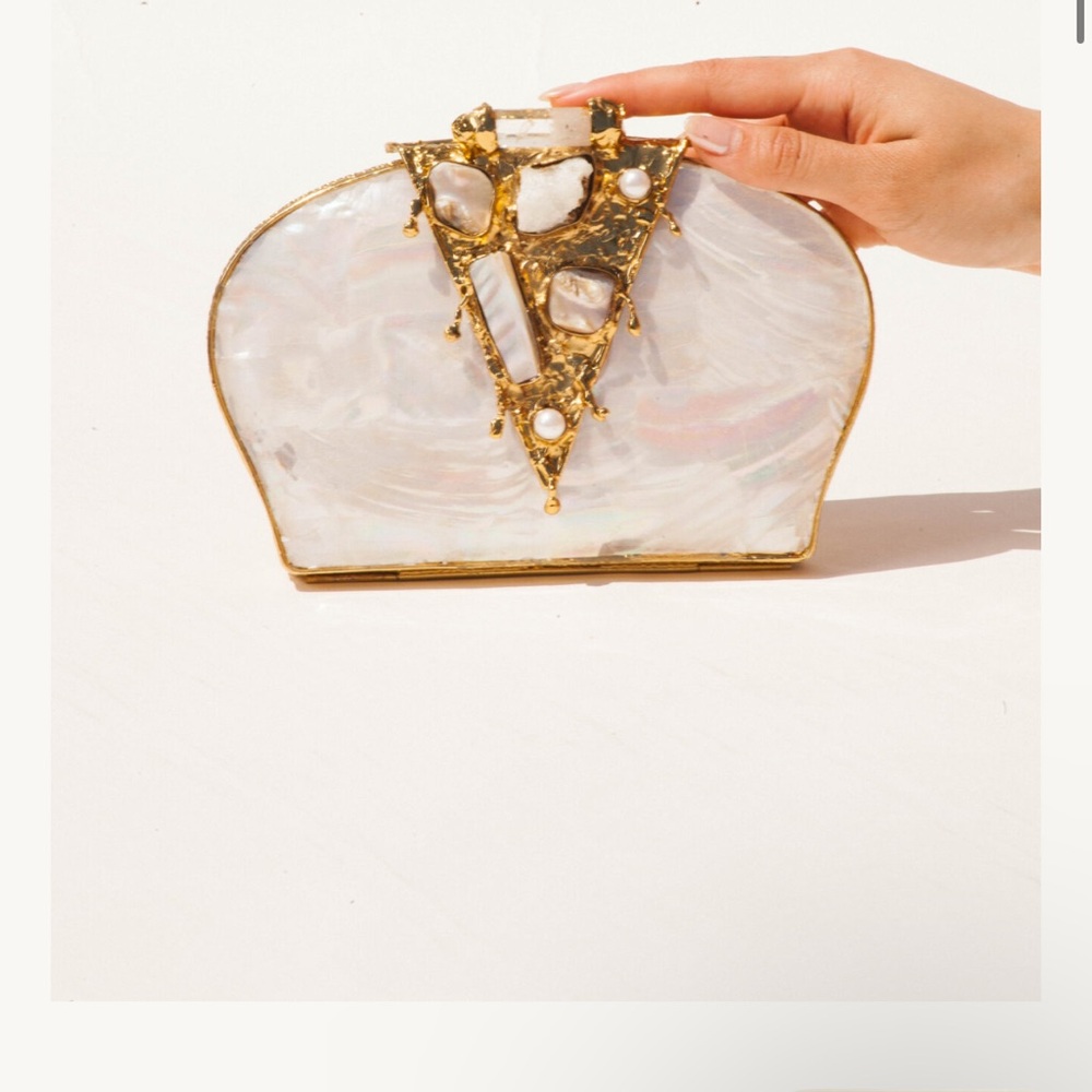 Ramla Mother of Pearl White Gold Clutch